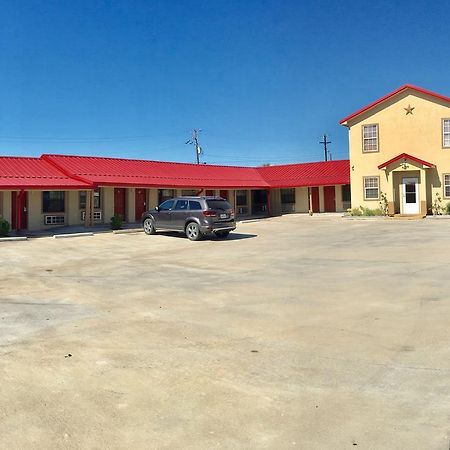 Hallettsville Budget Inn מראה חיצוני תמונה